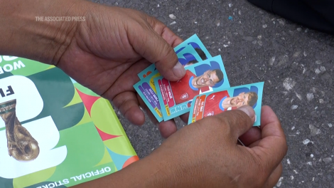 Mexico hướng tới thiết lập kỷ lục Guinness tại ngày hội đổi sticker World Cup 