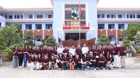 Tòa án nhân dân thành phố Hà Nội: Bồi đắp tình yêu biển, đảo qua chuyến thực tế tại Lữ đoàn 162
