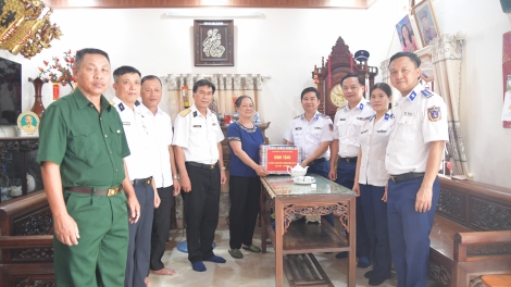 Hải đoàn 11 lan tỏa nghĩa tình "Đền ơn đáp nghĩa"