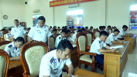 Bộ Tư lệnh Vùng Cảnh sát biển 1 nâng cao chất lượng huấn luyện, làm chủ trang bị