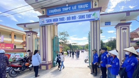 Vụ tiêu cực thi tốt nghiệp THPT: Quảng Trị khởi tố vụ án, khởi tố 2 giáo viên