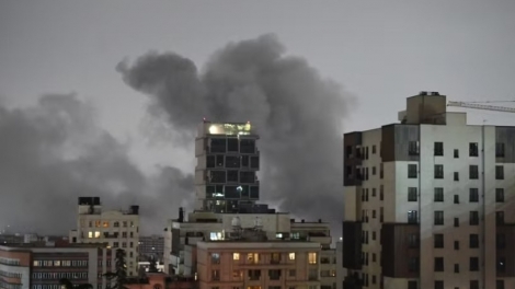 Mỹ tăng cường tập kích và điều thêm khí tài đến Israel, Iran cảnh báo tấn công toàn lực