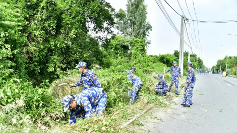 Sắc xanh trên “Cung đường quân - dân”