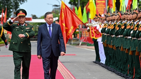 Tổng Bí thư, Chủ tịch nước Tô Lâm thăm Sư đoàn bộ binh cơ giới 308, Quân đoàn 12