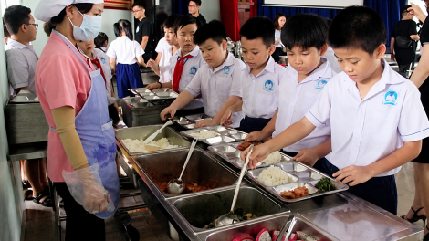 Thời sự 12h 15/8/2026: Thủ tướng yêu cầu tăng cường an toàn thực phẩm trong trường học