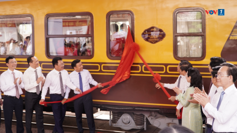 Toa VIP có không gian trang nhã, sang trọng, ưu tiên sự riêng tư với 24 chỗ ngồi