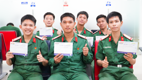 VNVC tiêm miễn phí vắc xin não mô cầu cho 200 cán bộ, chiến sĩ tìm kiếm hài cốt liệt sĩ