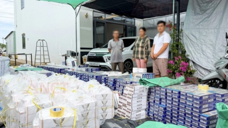 Cần Thơ: Xử lý vụ vận chuyển tàng trữ gần 28.500 bao thuốc lá lậu