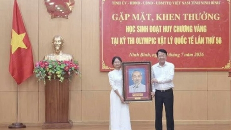  Nguyễn Thị Bích Ngọc – từ những thắc mắc đời thường đến huy chương vàng Olympic Vật lý quốc tế