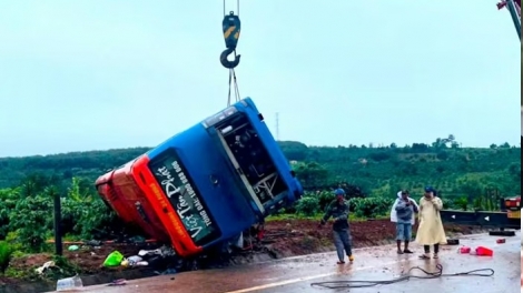 Thời sự 21h30 31/8/2026: Tạm giữ hình sự tài xế trong vụ lật xe khách ít nhất 4 người tử vong