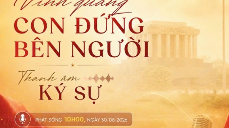 Vinh quang con đứng bên người