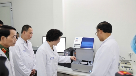 Chiến dịch 500 ngày đêm: Đột phá từ công nghệ giải trình tự gene thế hệ mới.