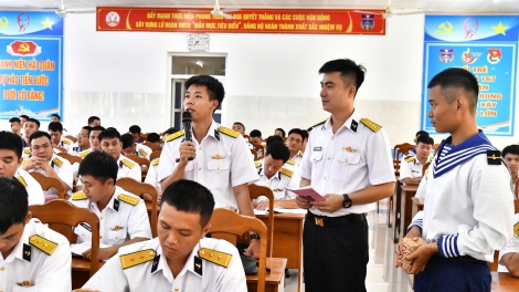 Lữ đoàn 167: Đổi mới Ngày Pháp luật, nâng ý thức chấp hành từ những việc thiết thực