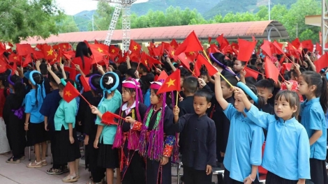 Sáng 5/9, học sinh trên cả nước tham dự lễ khai giảng, chính thức bước vào năm học mới 2026–2027