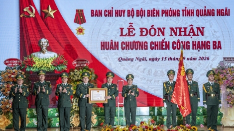 Ban Chỉ huy Bộ đội Biên phòng Quảng Ngãi vinh dự nhận Huân chương Chiến công hạng Ba