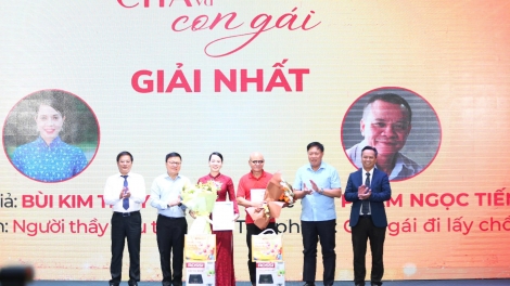 Cuộc thi viết “Cha và Con gái” lần thứ 4 nhận hơn 1.000 bài dự thi