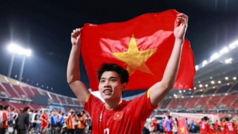 Cầu thủ Đình Bắc chia sẻ về những câu chuyện trên sân cỏ