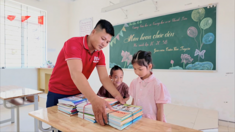 Háo hức chuẩn bị khai giảng ở lớp học “1 thầy 3 trò” trên đảo Trần (Quảng Ninh) 