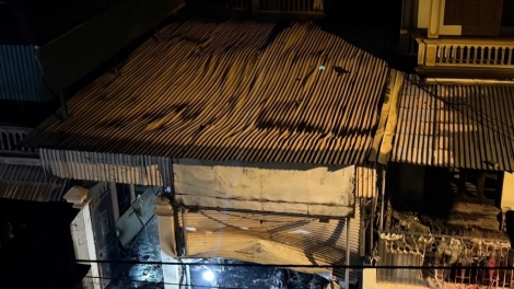 Cháy nhà ở Hà Nội, hai người tử vong