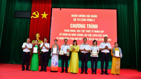 Phụ nữ Vùng 2 Hải quân hành quân về nguồn, bồi đắp niềm tự hào và trách nhiệm