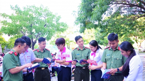 Khánh Hòa lan tỏa Chiến dịch “Không một mình 2026” trong học đường