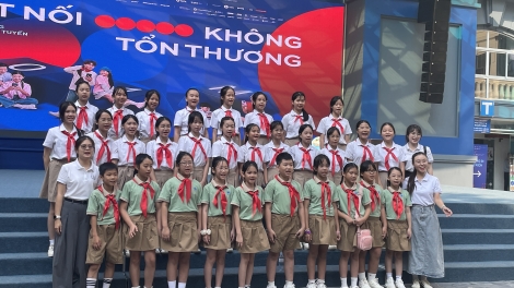 Chiến dịch Không Một Mình: “Kết nối không tổn thương – Vì một môi trường số an toàn cho trẻ em”