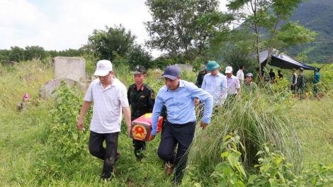 Đắk Lắk: Quy tập hài cốt nữ liệt sĩ bọc trong hai lớp võng dù