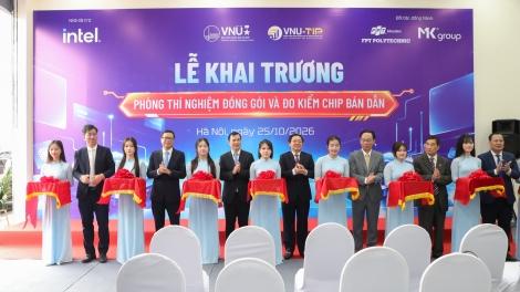 Đại học Quốc gia Hà Nội cần tiên phong giải quyết các bài toán lớn của đất nước