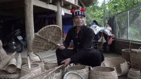 Giữ nghề đan lát- giữ một phần hồn văn hoá Lự