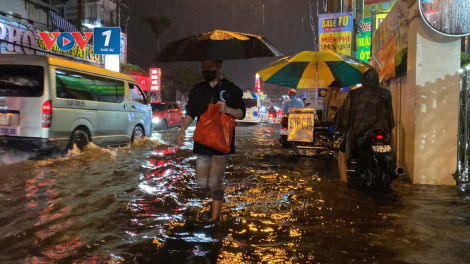 TP.HCM và Nam bộ đối diện thời tiết cực đoan, mưa lớn sấm sét trong nhiều ngày