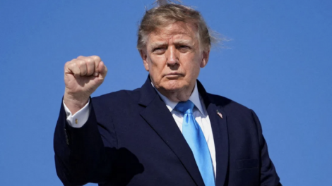 Tỷ lệ ủng hộ Tổng thống Trump tăng nhẹ trước bầu cử giữa kỳ