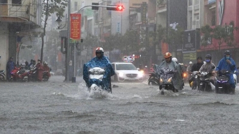 Dự báo thời tiết ngày 14/10: Trung Bộ mưa lớn, Bắc Bộ nắng ấm