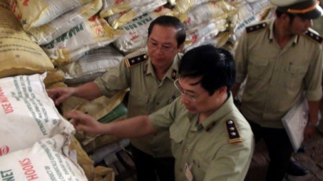 Kiên quyết khắc phục tình trạng cấp khống giấy chứng nhận kiểm định phân bón. (15/01/2016)