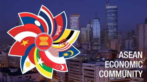 Hôm nay (31/12), cộng đồng kinh tế ASEAN chính thức thành lập khi bản tuyên bố thành lập cộng đồng ASEAN được ký kết bởi lãnh đạo của 10 nước thành viên Hiệp hội các quốc gia Đông Nam Á có hiệu lực. (Thời sự trưa 31/12/2015)