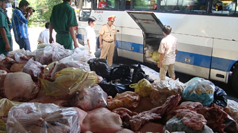 Nỗi lo thực phẩm bẩn: Bao giờ đến hồi kết? (18/12/2015)