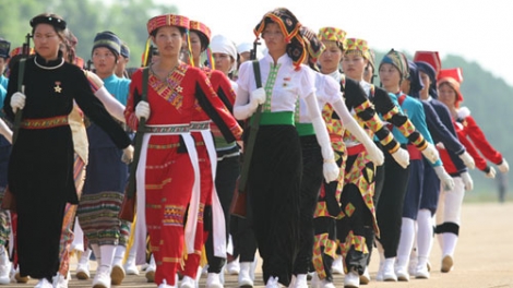 Ban Dân tộc thuộc Hội đồng nhân dân: Góp phần thực hiện bình đẳng các dân tộc (18/1/2016)
