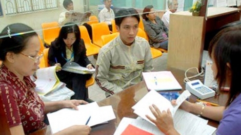 Người dân vẫn gặp phiền hà khi làm sổ đỏ (14/12/2015)