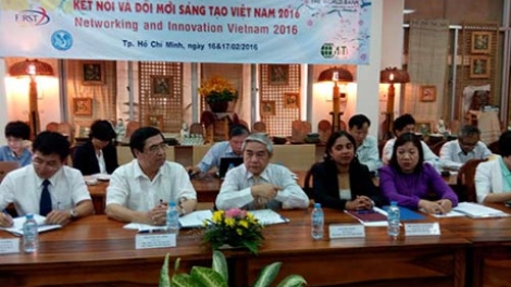 Thu hút trí thức Việt kiều và câu chuyện trọng đãi. (19/2/2016)