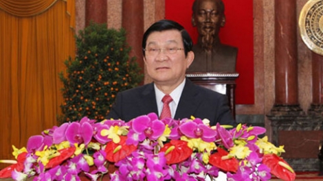 Phút giao thừa đầu năm với lời chúc Tết của Chủ tịch nước gửi đến đồng bào, chiến sỹ cả nước và những ước vọng của người dân trên mọi miền Tổ quốc.