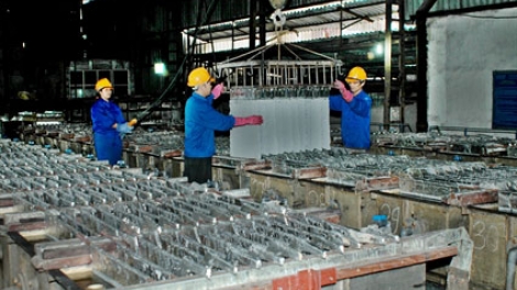 Đẩy mạnh sản xuất, tiết giảm chí phí: Giải pháp nâng cao hiệu quả hoạt động của Công ty Cổ phần Kim loại màu Thái Nguyên (25/2/2016)
