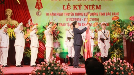 Thủ tướng Nguyễn Tấn Dũng dự Lễ kỷ niệm 70 năm Ngày truyền thống lực lượng Tình báo Công an Nhân dân (Thời sự đêm 19/2/2016)