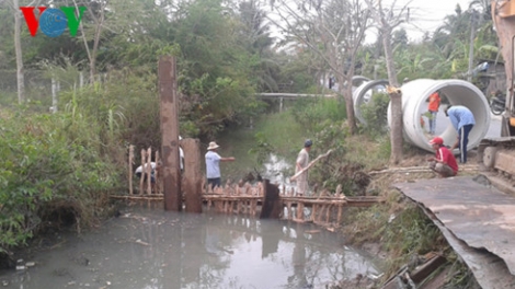 Cần những giải pháp cụ thể, căn cơ chống xâm nhập mặn (24/3/2016)