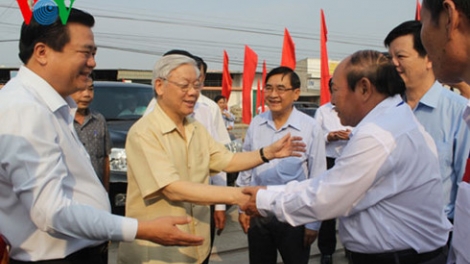 Tổng Bí thư Nguyễn Phú Trọng thăm và làm việc tại xã Đức Hòa Đông, tỉnh Long An (Thời sự trưa 15/3/2016)