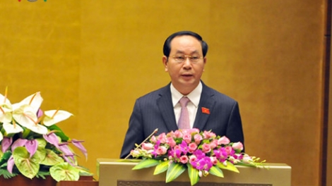 Sáng nay, Quốc hội nghe Chủ tịch nước Trần Đại Quang trình bày Tờ trình miễn nhiệm chức vụ Thủ tướng Chính phủ và biểu quyết thông qua 4 dự án Luật (Thời sự trưa 6/4/2016)