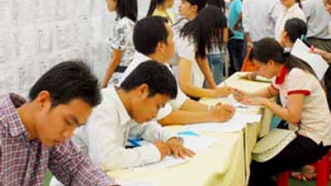 Chuyên gia của bạn ngày 28/8/2014: Tư vấn về  quyền lợi và trách nhiệm của người lao động trong việc thực hiện bảo hiểm thất nghiệp.