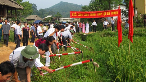 Nông nghiệp và nông thôn ngày 24/6/2014 :Lấy nông dân làm chủ thể xây dựng nông thôn mới
