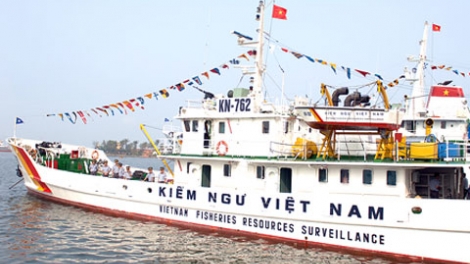 Biển đảo Việt Nam ngày 14/7/2014: Kiểm ngư Việt Nam vững vàng nơi đầu sóng
