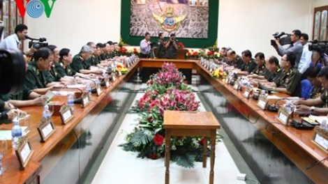 Lần đầu tiên Việt Nam và Campuchia tiến hành đối thoại chiến lược quốc phòng (Thời sự chiều 19/10/2015)