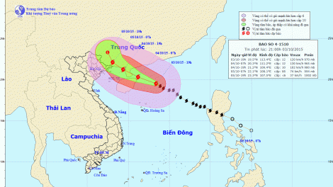 Bão số 4 đang mạnh lên khi đi vào đất liền, Ban chỉ đạo Trung ương về phòng chống thiên tai yêu cầu tăng cường thông tin cảnh báo bão