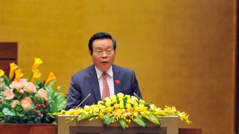 Sáng nay, Quốc hội đã thông qua Nghị quyết về dự toán ngân sách nhà nước năm 2016. (Thời sự trưa 11/11/2015)